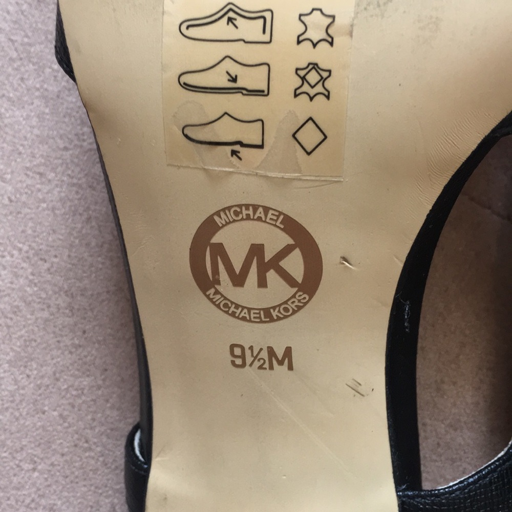 Michael Kors shoes - Picture 6 of 8